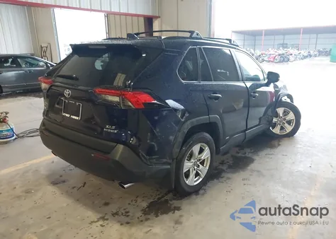 2020 Toyota Rav4 Hybrid Xle z USA, uszkodzony, nr VIN 2T3RWRFV3LW053711